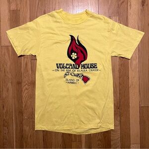 Vintage Volcano House Kilauea Crater Hawaii Mens Medium Yellow T Shirt 70s